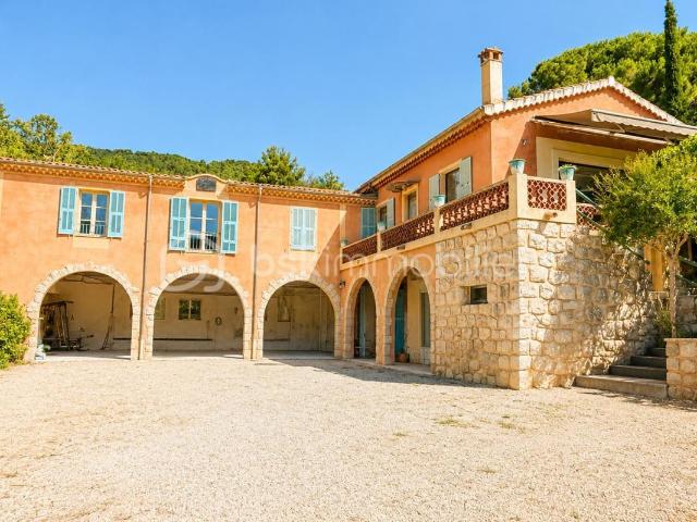 Maison meublée 6 pièces 202 m²
