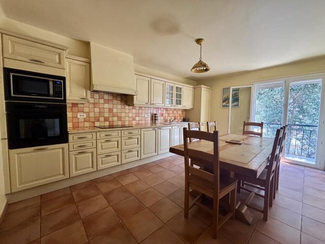 Maison meublée 6 pièces 220 m²