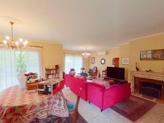Maison meublée 7 pièces 184 m²