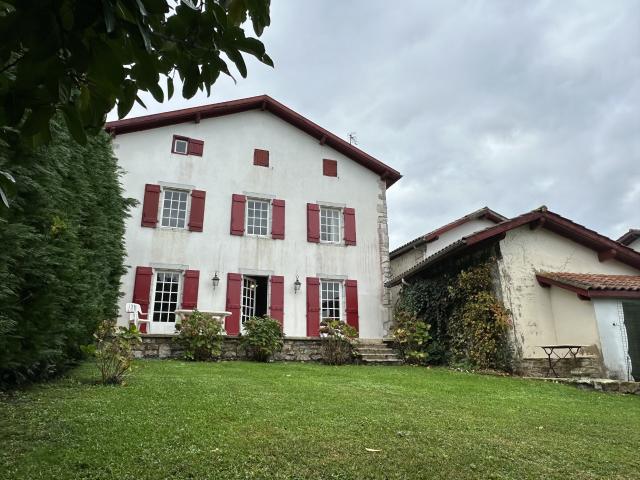 Maison meublée 7 pièces 207 m²