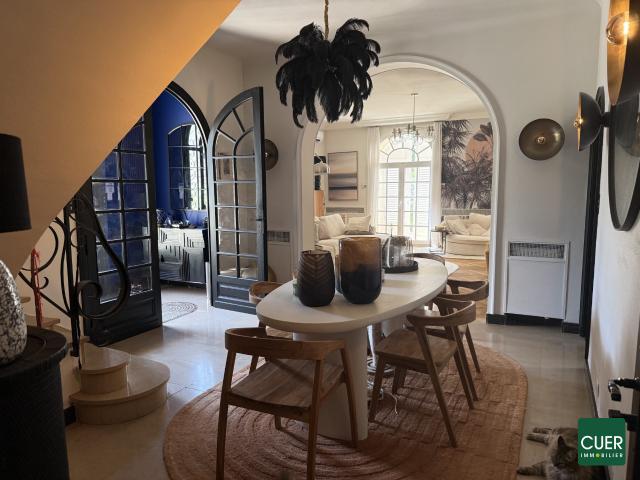 Maison meublée 7 pièces 260 m²