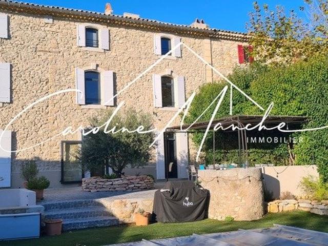 Maison meublée 7 pièces 320 m²
