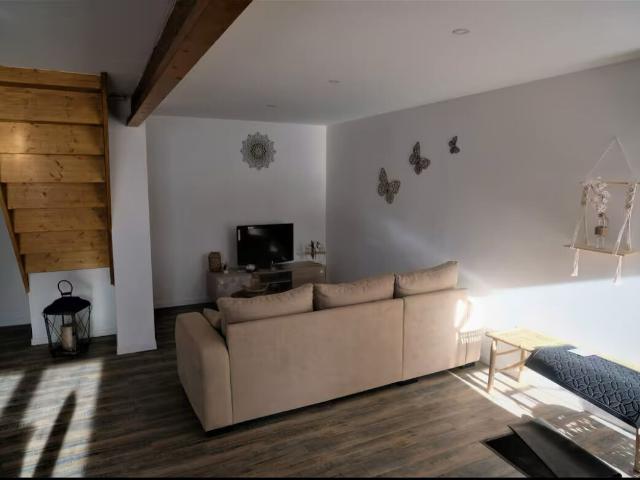 Maison meublée 88 pièces 400 m²