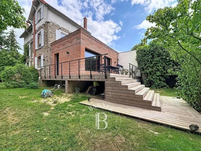 Maison meublée 8 pièces 168 m²