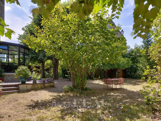 Maison meublée 8 pièces 183 m²