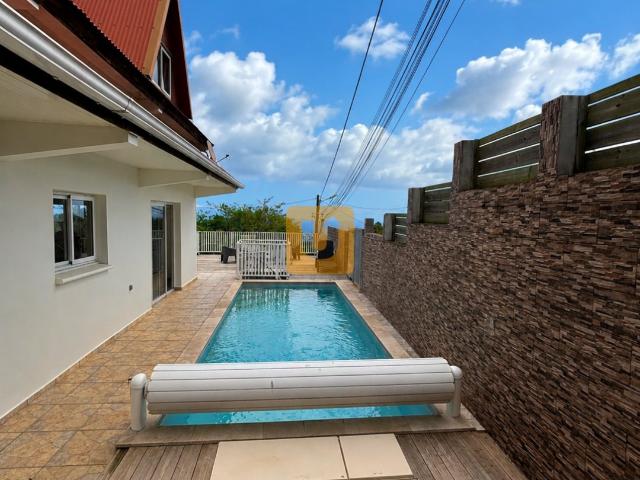 Maison meublée 8 pièces 218 m²