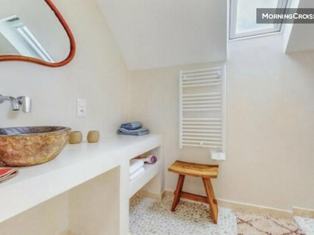 Maison meublée 8 pièces 300 m²