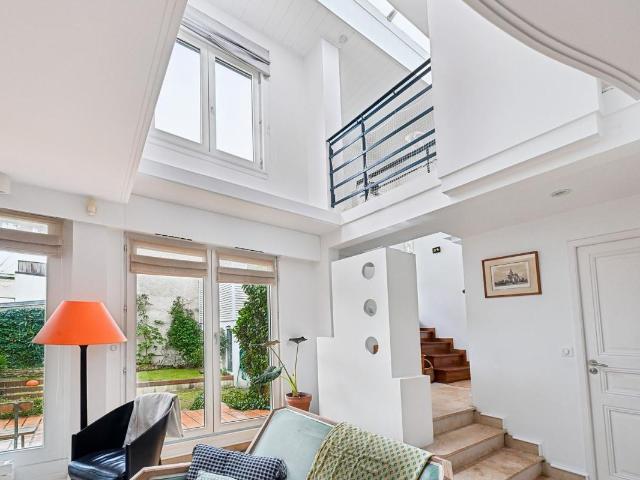 Maison meublée 9 pièces 165 m²