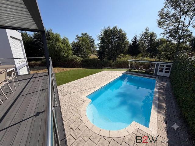 Maison meublée 10 pièces 300 m²