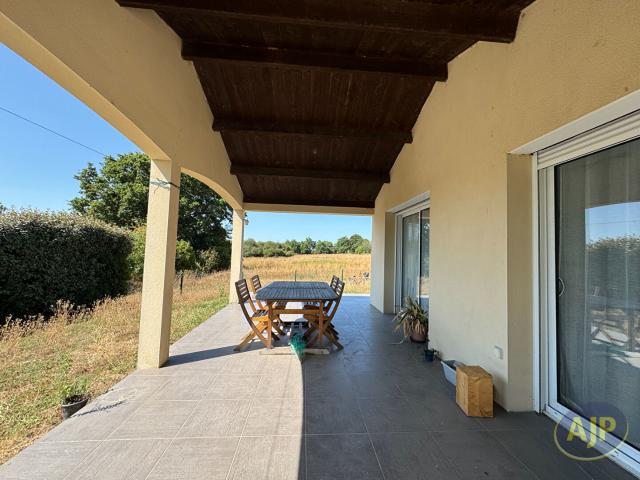 Maison meublée 3 pièces 104 m²