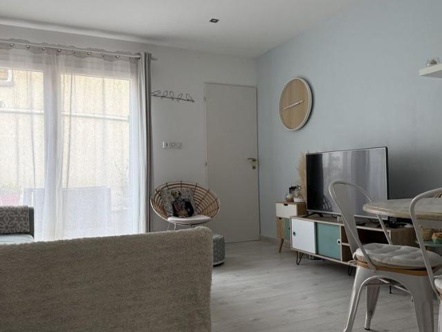 MAISON MEUBLEE T3 AVEC TERRASSE