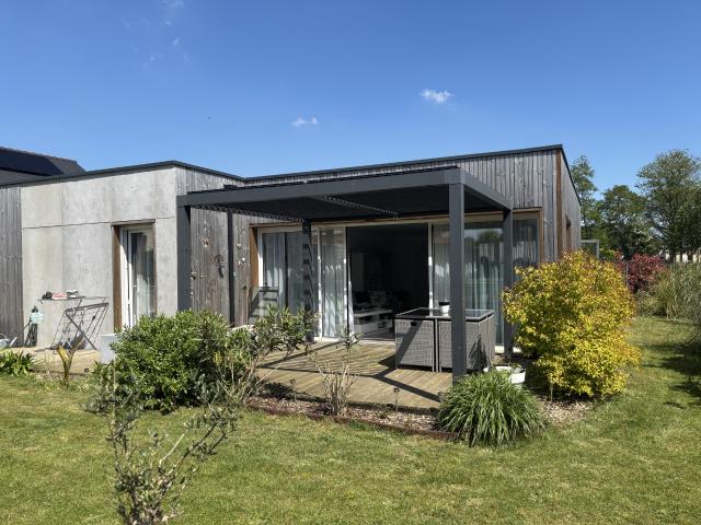MAISON MEUBLÉE A COMOÊL