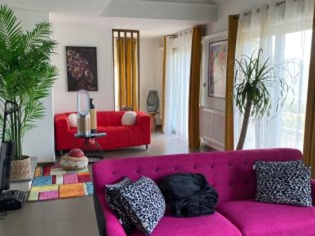 Maison meublée avec grand jardin