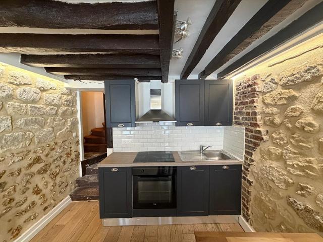 Maison meublée NEUILLY SUR SEINE 1939.00euros CC