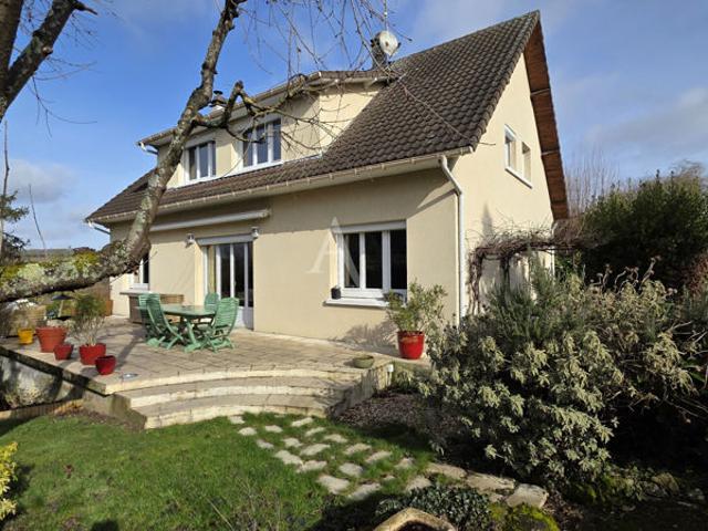 Maison Meulan En Yvelines 170 m² 5 chambres, 865 m² de parcelle