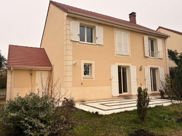Maison Meru 6 pièce s 125 m2