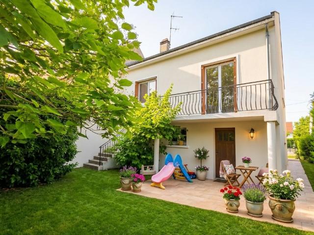 Maison Mesnil Saint Denis 7 pièce s 112 m2
