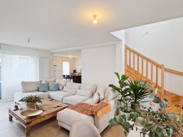 Maison mitoyenne moderne de 107 m² 106m² Chens sur Léman