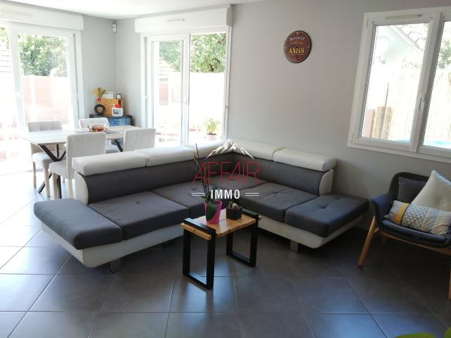 MAISON MITOYENNE AVEC GARAGE 74580 VIRY