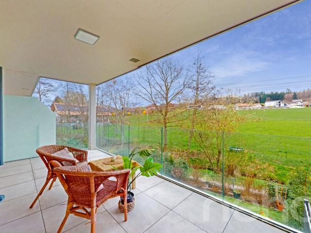 Maison mitoyenne avec jardin et belle vue à Corminboeuf | dreamo. Ch