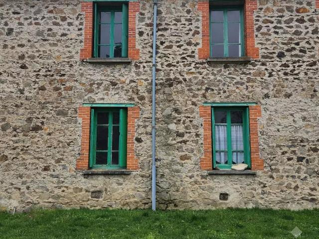 Maison mitoyenne avec terrain