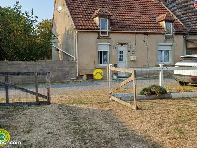 Maison mitoyenne à rénover