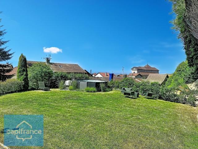 Maison mitoyenne / Appartement en duplex 40m2 avec vue lac et terrain de 1 148 m² ALLINGES 208000€