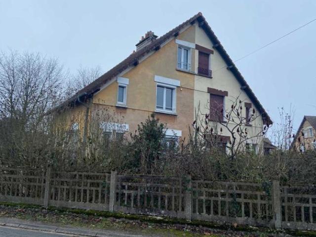 Maison mitoyenne de type 5