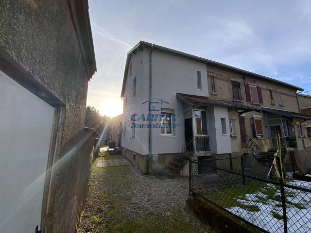 Maison mitoyenne de 80 m2 située sur la commune de PLANCHER LES MINES
