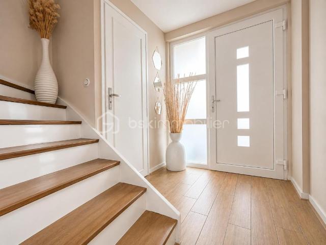 MAISON MITOYENNE RENOVEE 3 CHAMBRES JARDIN