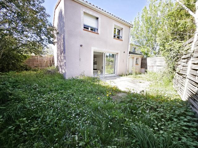 Maison mitoyenne T4 de 94m2 avec jardin