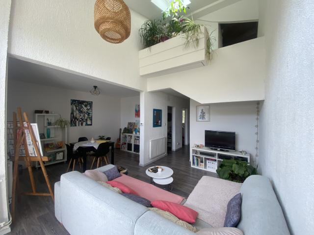 Maison mitoyenne T5 avec garage à Barbazan Debat
