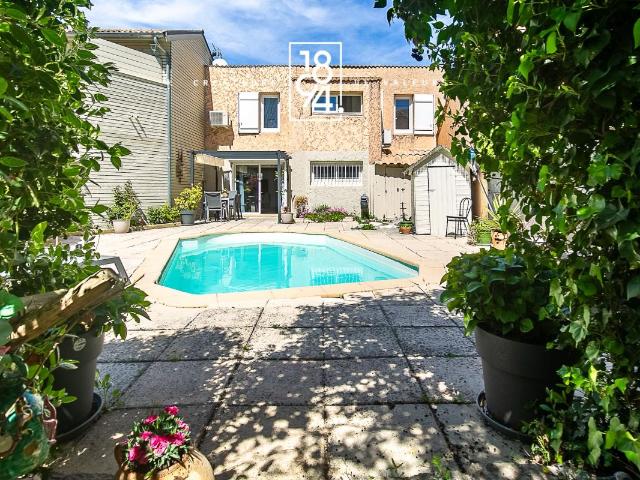 MAISON MITOYENNE T5 AVEC PISCINE