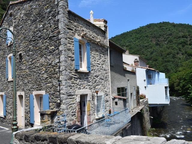 Maison mitoyenne 140m² Axat