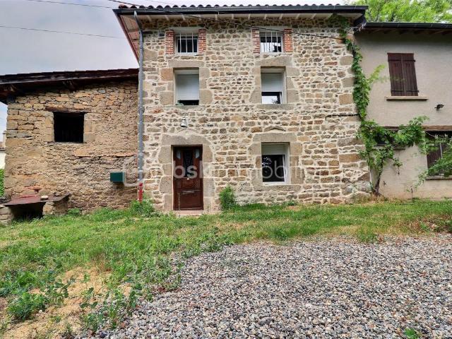 maison mitoyenne 134m² 63300 Escoutoux