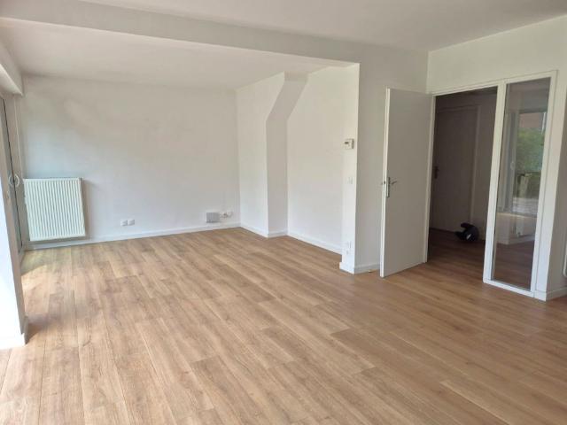 Maison mitoyenne 1 côté Tourcoing Secteur Tourcoing Neuville en Ferrain