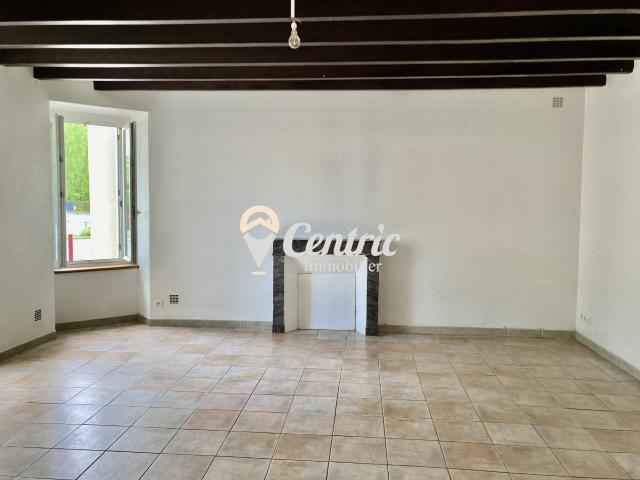 Maison mitoyenne 2 côtés à louer, 4 pièces Mauléon 79700