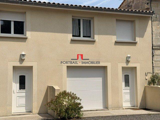 Maison mitoyenne 2 côtés à louer, 4 pièces Saint André de Cubzac 33240