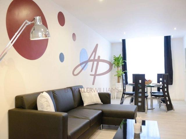Maison mitoyenne 2 côtés à louer, 6 pièces Roubaix 59100