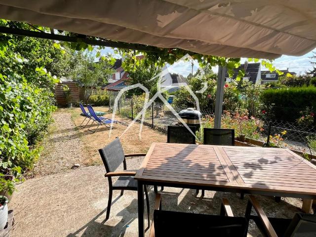 Maison mitoyenne 3 pièces | 62 m² | Avec grand atelier, cave, jardin et garage | Secteur stade sottevillais | SOTTEVILLE LES ROUEN
