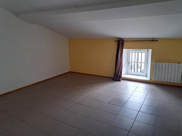 Maison mitoyenne 4 pièces à Crézilles