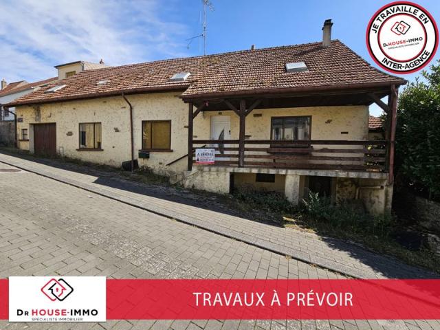 Maison mitoyenne 7 pièces de 186 m2 sur un terrain de 299 m2