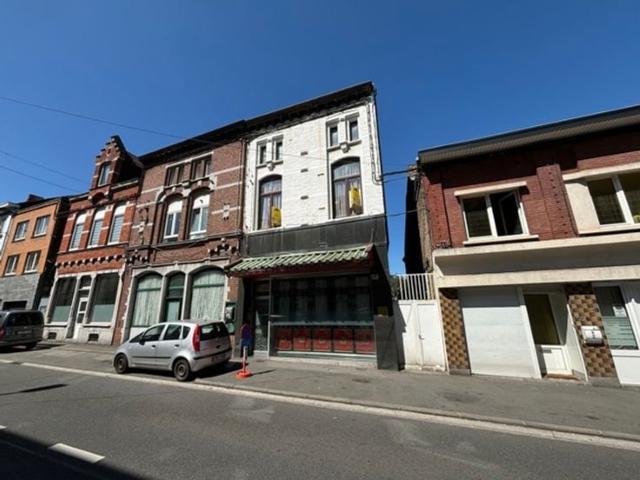 MAISON MIXTE 5 CHAMBRES AVEC BALCON ET JARDIN