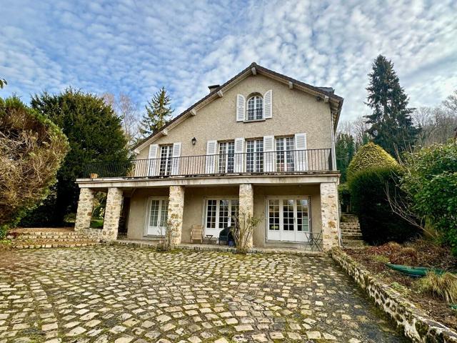 Maison Milon La Chapelle 8 pièce s 199 m2