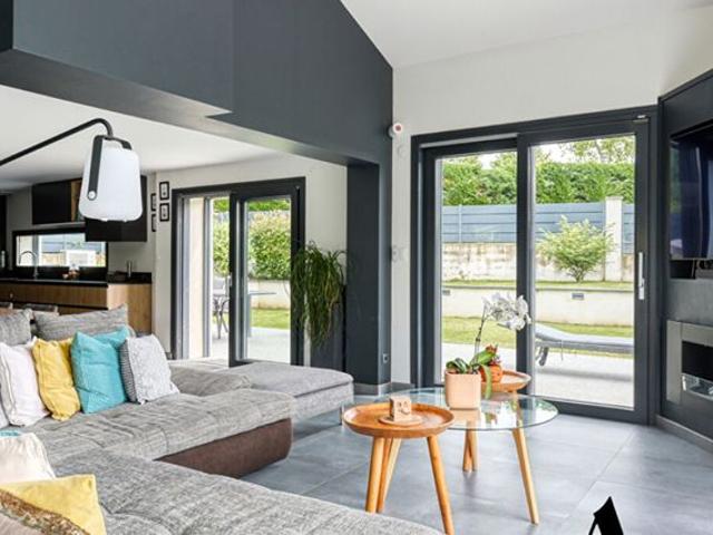 Maison • Mionnay