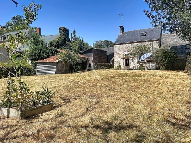 Maison Noyant La Gravoyere 2 pièce s 55 m2