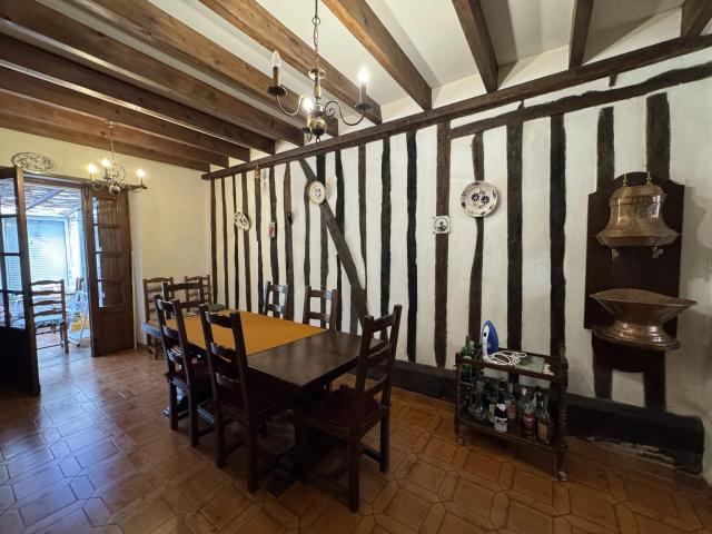 Maison noble et de caractère avec jardin 189m² Boulogne sur Gesse