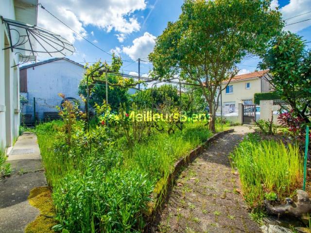 Maison non mitoyenne 98m2 avec atelier 72m2 Terrain Mérignac Arlac