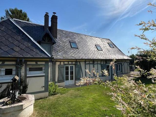 Maison normande de charme avec jardin clos et garage indépendant à BOISSEY LE CHÂTEL