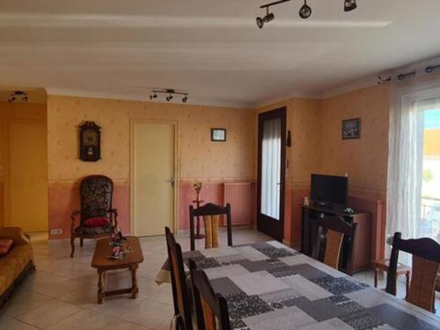 Maison Nantaise Mouzillon 4 P. 3 Chs. 78.05 M². T 672 M². Sous sol